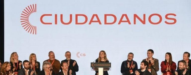 El ‘nuevo’ Cs suelta a sus perros contra VOX: «La derecha identitaria ultra y populista que añora una España que nunca existió»