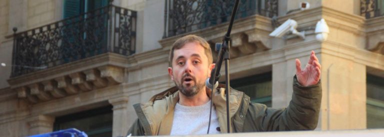 Cataluña va a «tirar a los sinvergüenzas y gentuzas de Pere Aragonés y Ada Colau al río El Bessó» por atacar el castellano