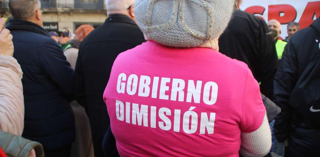 FOTOGRAFÍA. BARCELONA (ESPAÑA), 22.01.2023. Plataforma «Cataluña Suma por España» moviliza a miles de catalanes contra Pedro Sánchez. Ñ Pueblo (3)