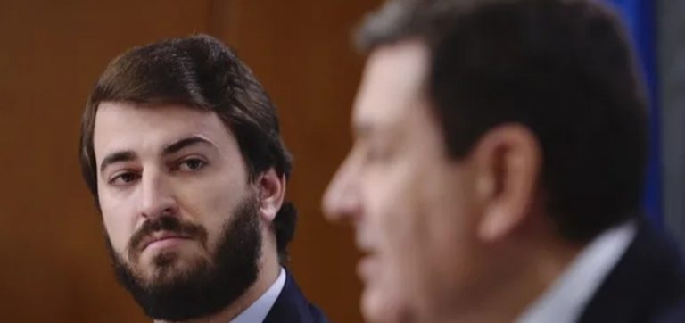 Castilla y León| El Gobierno de VOX y PP pone en marcha el protocolo para mujer embarazada para fomento de la natalidad y apoyo a la familia