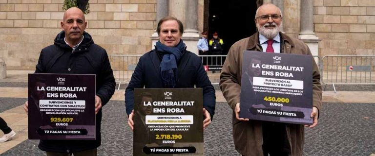 «La Generalidad nos Roba. Tú pagas su fiesta»| La nueva campaña de VOX en Cataluña