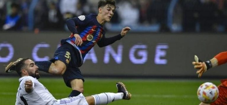 FOTOGRAFÍA. RIAD (ARABIA SAUDITA), 15.012023. Detalle de un momento de la final de la Supercopa de España este domingo en Riad (Arabia Saudita), entre Real Madrid y FC Barcelona, el primer título de FC Barcelona de la temporada (1-3). Efe