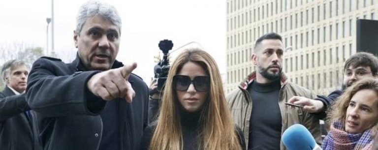 La Audiencia de Barcelona juzgará a la cantante Shakira el 20-N por defraudar 14.500.000 euros a Hacienda