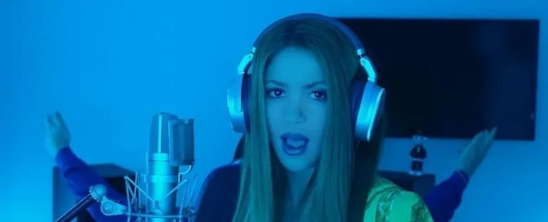 Letra canción de Shakira dirigida a su ex marido Piqué: «A ti te quedé grande y por eso estás con una igualita que tú»