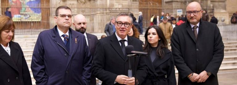 VOX reclama en el día de la Toma de Granada «demostrar que estamos especialmente unidos» frente a «17 Reinos Taifas» que solo «producen división» entre los españoles 