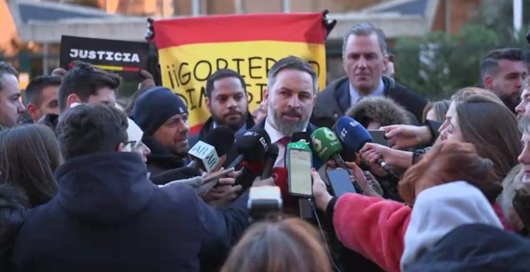 Castilla y León| Abascal garantiza a Mañueco todo el esfuerzo por mantener el Gobierno con VOX