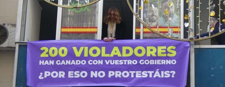 Mujeres de VOX» a feministas de Podemos: «¿Por los 200 violadores liberados» por ley del Solo sí es sí «no protestáis?»