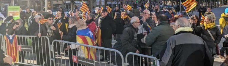 El separatismo moviliza contra el Rey: «Queremos nuestra propia justicia que defienda la autodeterminación»