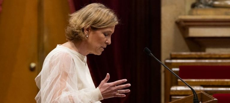 García Fuster (VOX) al Gobierno separatista: «Ustedes han reducido en 1000 millones de euros lo invertido en sanidad en el 2022»