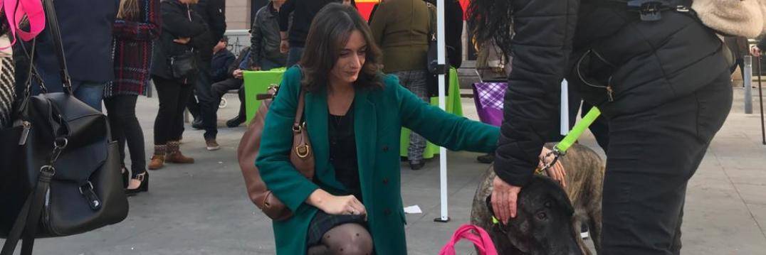 FOTOGRAFÍA. MATARÓ (BARCELONA), 23.02.2019. Vista de la nueva afiliada de VOX, Mónica Lora Cisquer. Lasvocesdelpueblo (Ñ Pueblo)