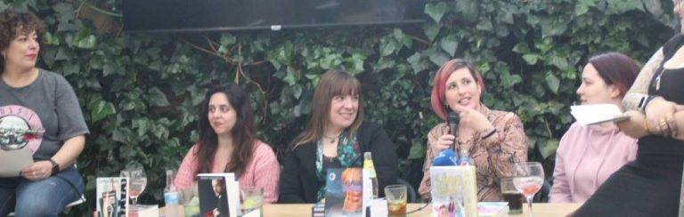 Sabadell| Christine «no liaría» con protagonistas de su novela porque «mi marido» está cerca pero otras autoras «sí»