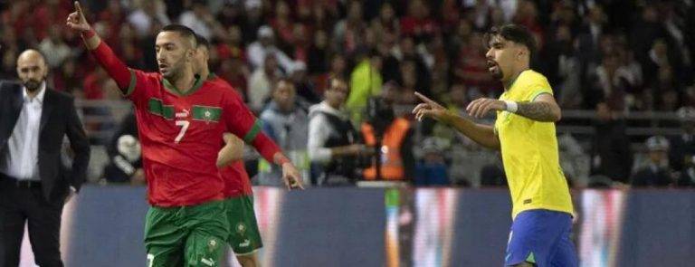 Marruecos se come a Brasil y prolonga su estado de euforia en un partido que tuvo poco de amistoso en Tánger (2-1)