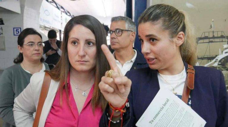 Elecciones 28M| VOX aboga por revitalizar el mercado de abastos y apoyar al sector pesquero en Santa Pola (Alicante) 