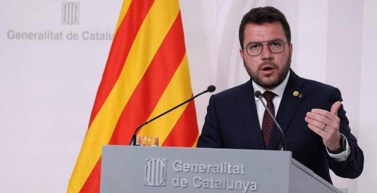 Aragonés advierte al Tribunal catalán de que va a incumplir la sentencia del 25% de español