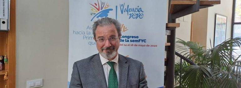 Elecciones 28| Flores: «VOX está en contra del requisito lingüístico para médicos y resto de personal sanitario»