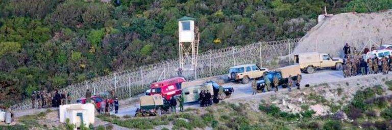 INMIGRACIÓN ILEGAL CEUTA| Tercer intento de salto masivo de 400 ilegales