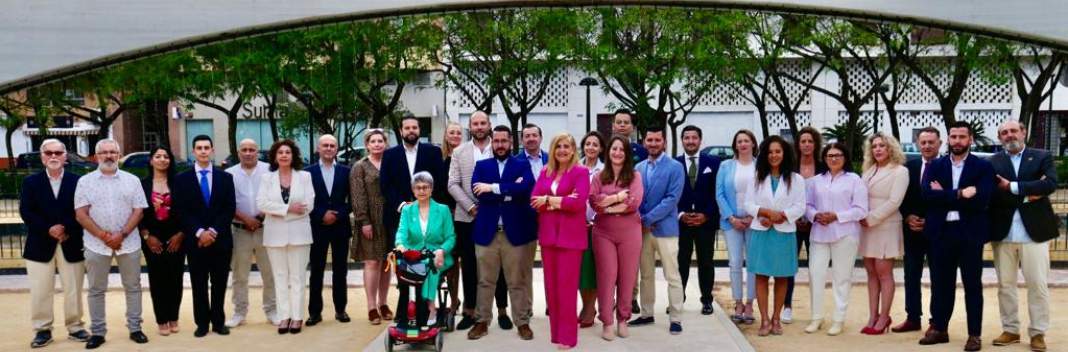 ALICANTE (SPAIN), 02 DE MAYO DE 2023. Foto de familia de la candidatura de VOX por la alcaldía de Alicante. Lasvocesdelpueblo (2)