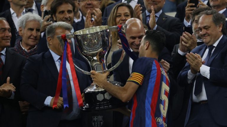 FC Barcelona celebra el título de la Liga celebró con su afición: «esto solo ha hecho que empezar»