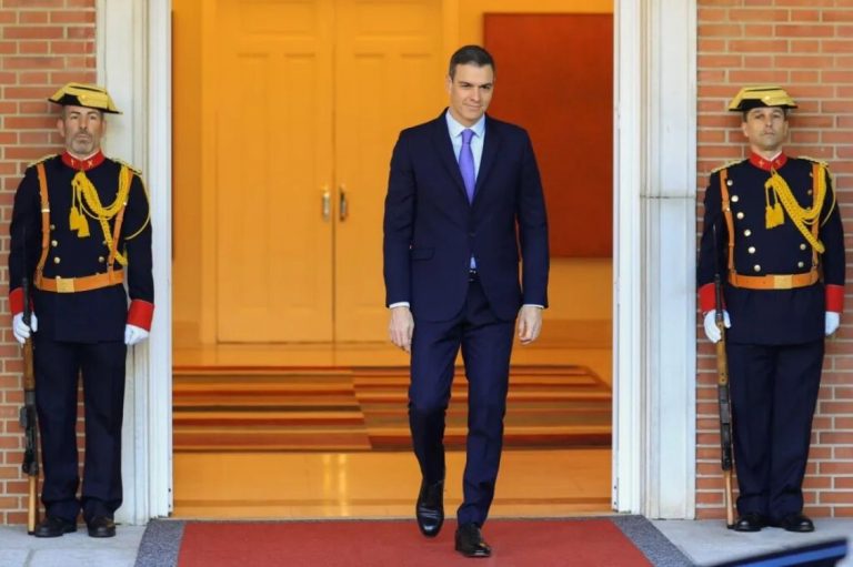 Sánchez: Hay nuevas mayorías conformadas por VOX y PP y voy a «someter mi mandato» a las urnas