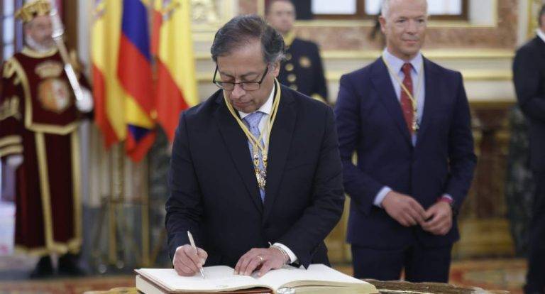 Foro Madrid pide «destituir» a Gustavo Francisco Petro Urrego (Aureliano) y «proteger a Colombia»