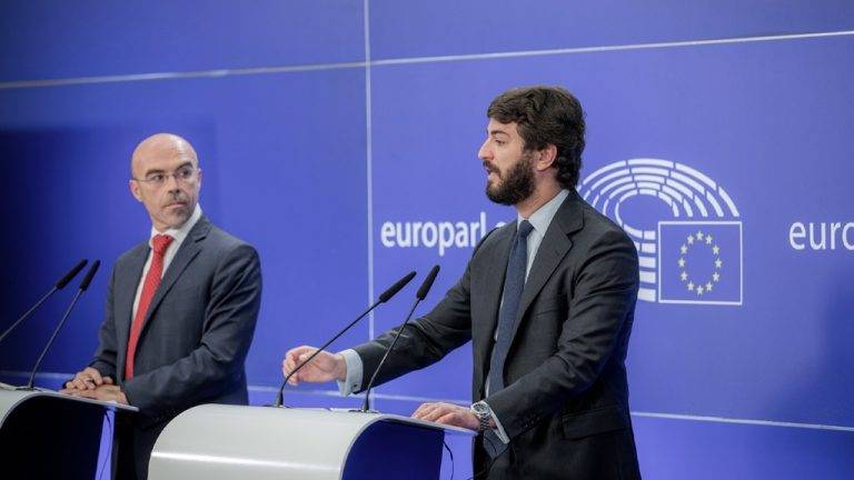 Juan García-Gallardo Frings (VOX) critica duramente a las «élites globalistas y burócratas de Bruselas»