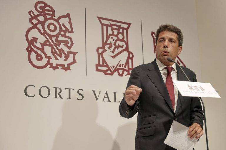 El Gobierno VOX y PP «va a cambiar muchas cosas» frente al «desastre» del Botànic en la Comunidad Valenciana