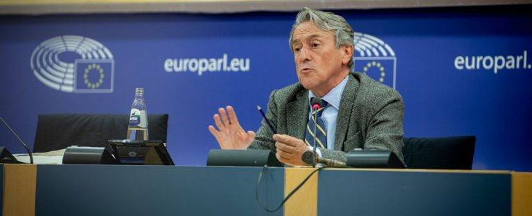 La UE investiga la prohibición del español en Cataluña