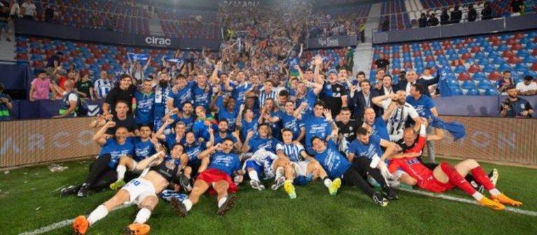 Sexto ascenso a Primera División en 102 años de historia del Deportivo Alavés