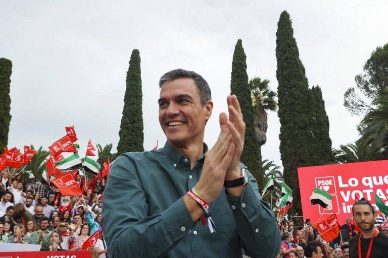 El CIS da la victoria a Sánchez e hincha a Sumar