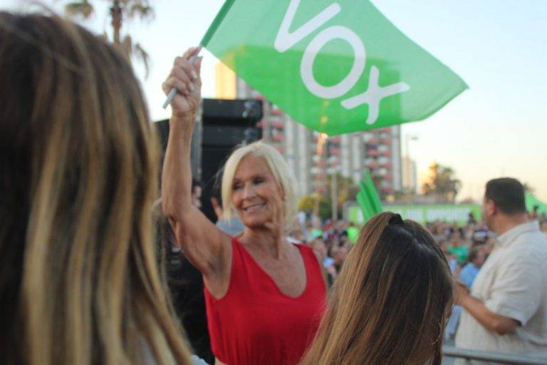 Hay que salir a la calle para frenar el «atentado histórico» que va a cometer Pedro Sánchez 