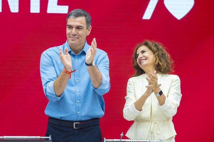 FOTOGRAFÍA. MADRID (ESPAÑA), 24 DE JULIO DE 2023. El presidente del Gobierno en funciones, Pedro Sánchez (i). Efe