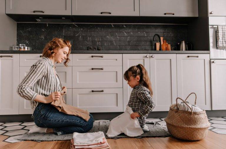 Cómo mantener una casa ordenada y limpia cuando se tiene hijos