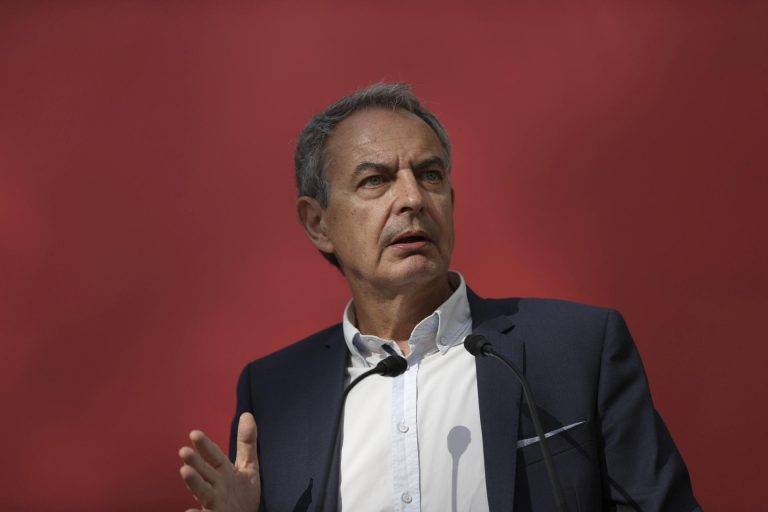 Zapatero asegura que Feijóo miente
