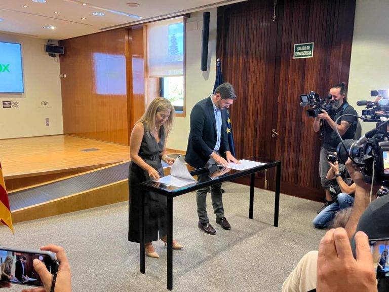 El pacto de Gobierno VOX y PP en Aragón derriba a la «Memoria Democrática» y Agenda 2030
