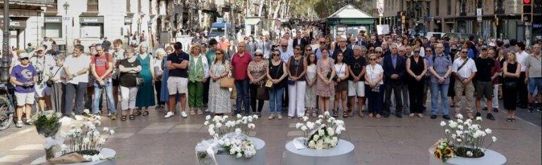 6 minutos de silencio para las víctimas del 17A Cataluña