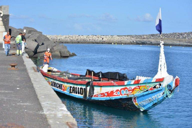 521 inmigrantes llegan a España a bordo de cayucos