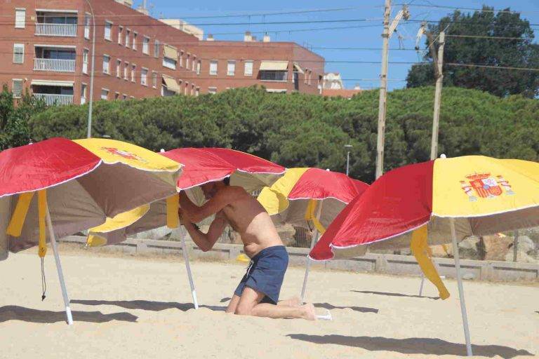 Descenso de temperaturas y lluvia en España el 26A