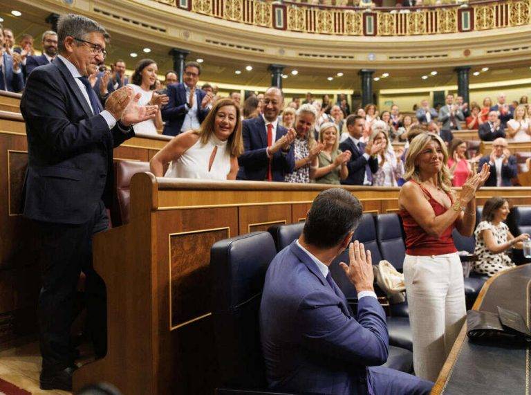 El Congreso de los Animales pone a la raposa de presidente del contubernio