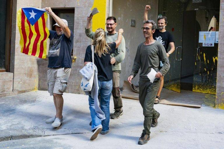 Orden de alejamiento para separatistas del boicot a la Vuelta a España