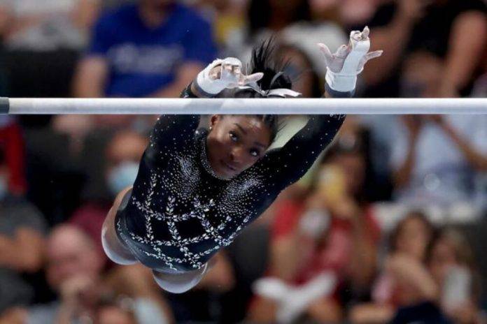 simone Biles conquista su octavo.