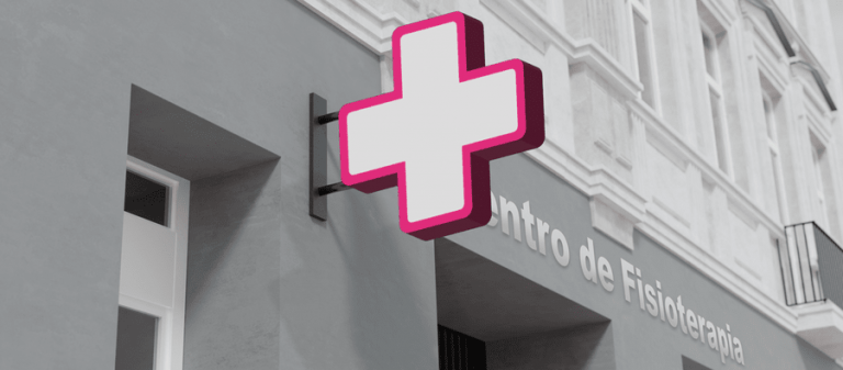 Cruz blanca identifica a clínicas de fisioterapia frente al intrusismo