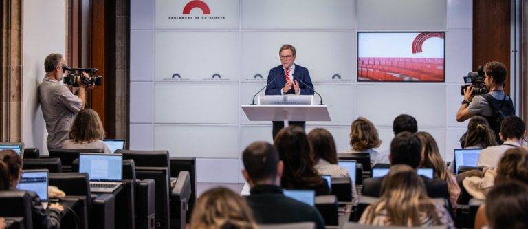 «Aragonès y su gobierno siguen en minoría pensando sólo en ellos y perjudicando a los catalanes»