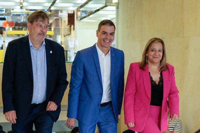 Sánchez: «La derecha vende miedo y frustración»