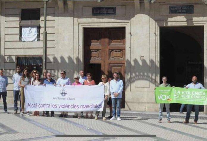 VOX Alcoy, la violencia no tiene