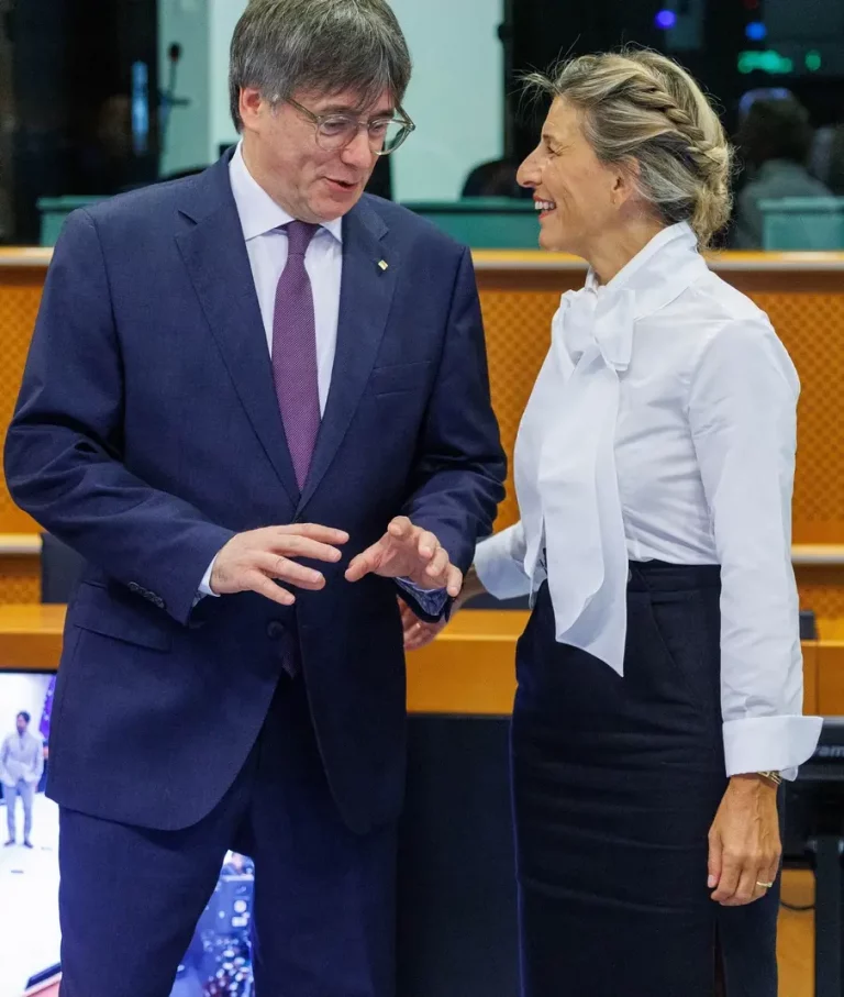 Ofensiva de VOX contra «Yoli» por su comida con Puigdemont