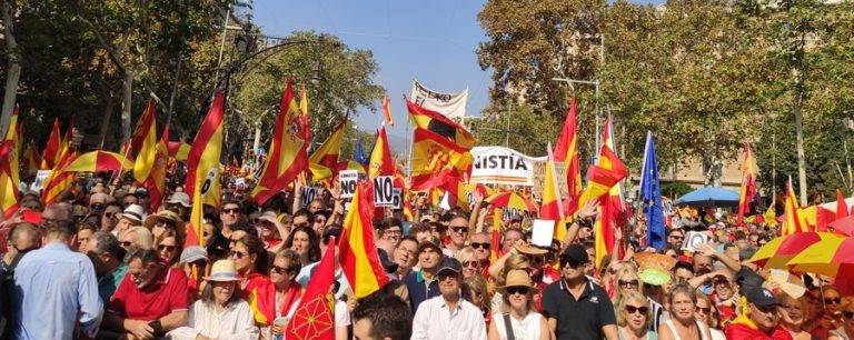Más de 300.000 personas claman contra la amnistía al «golpe» en Barcelona