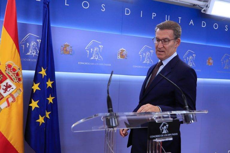 FOTOGRAFÍA. MADRID (ESPAÑA), 03 DE OCTUBRE DE 2023. El líder del PP, Alberto Núñez Feijóo, hoy en rueda de prensa en el Congreso de los Diputados. Efe
