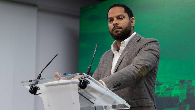 Garriga: A VOX no le «van a temblar las piernas» ante el «golpe de Estado» de Pedro Sánchez y Partido Socialista