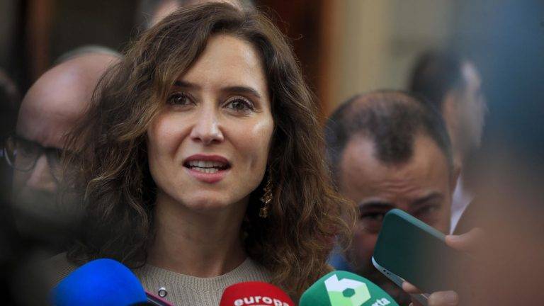 FOTOGRAFÍA. MADRID (ESPAÑA), AÑO 2023. La presidente de la Comunidad de Madrid, Isabel Natividad Díaz Ayuso, atiende la prensa sobre la actualidad política regional. Efe