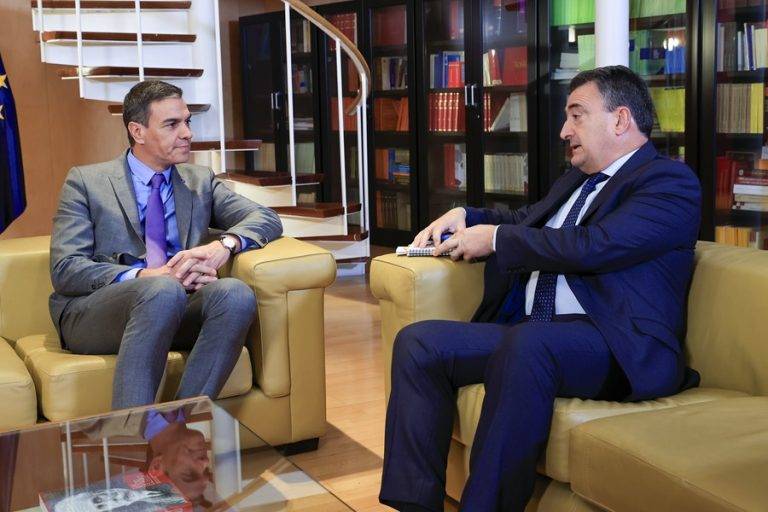 La derecha separatista vasca PNV apoyará la investidura de Sánchez